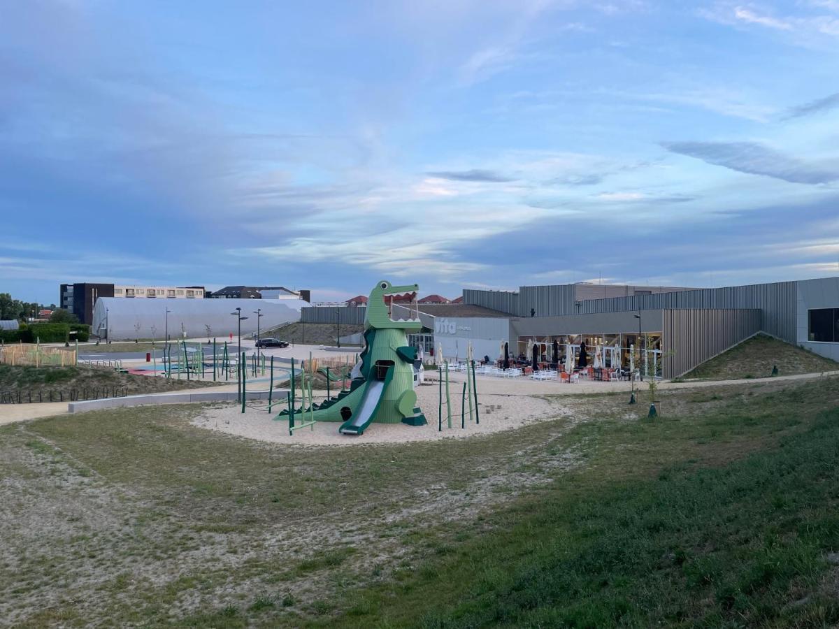 Hotel Acropolis " Op Het Sportiefste Park Van De Kust " Middelkerke Luaran gambar